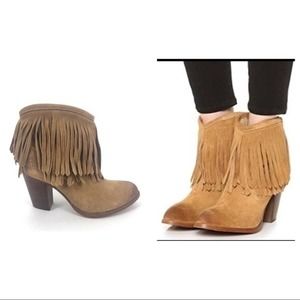 Frye llana Fringed Short Boots Size 7.5B